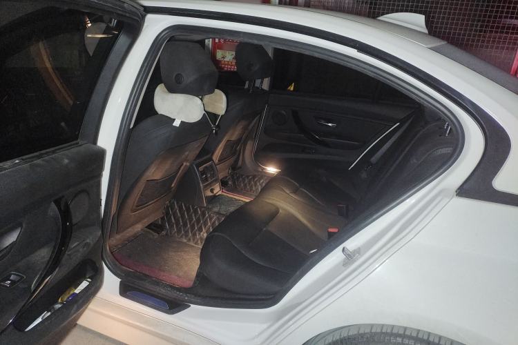 TDK.VehicleDetails.img