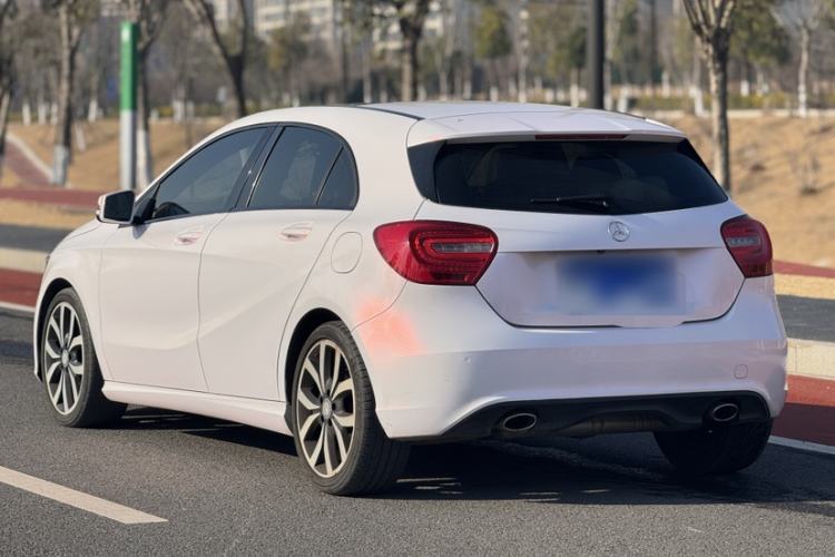 Used Mercedes-Benz A-Class 2015 A 200 Fashion Model