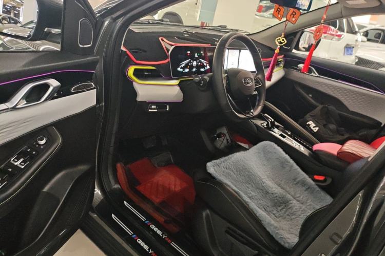 Used Geely Auto Coolray 2022 Bin Yue COOL 1.5TD DCT Hot Engine Edition
