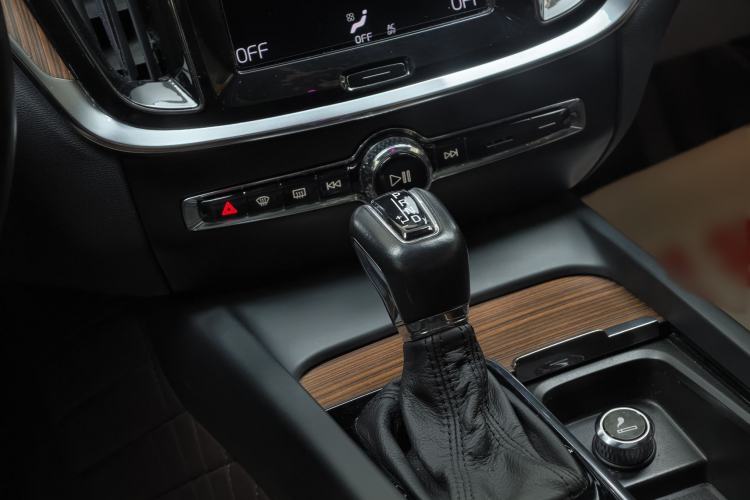 Used Volvo S60 2020 T4 Zhiyuan Luxury Edition
