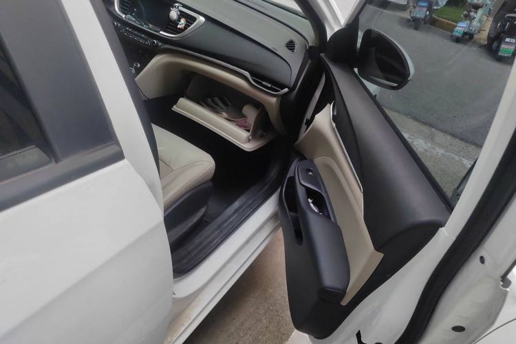 Used Buick GT 2016 15N Automatic Elite Edition
