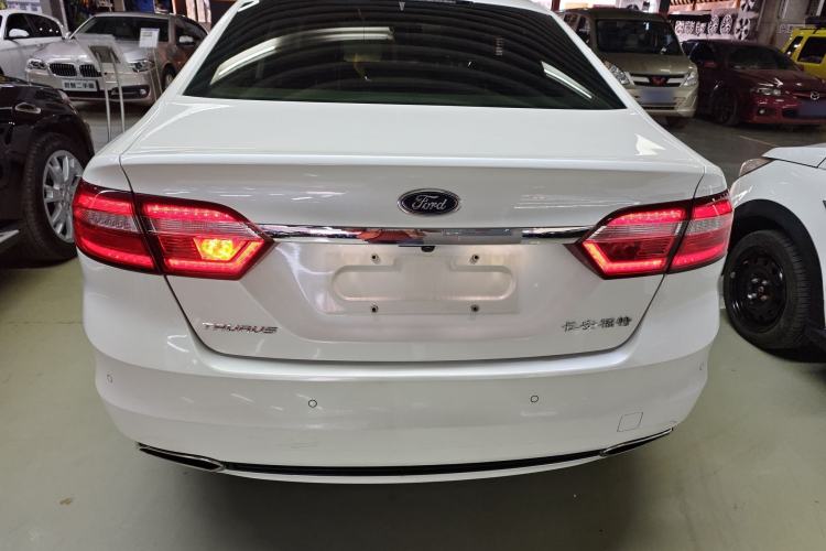 Used Ford Taurus 2018 EcoBoost 245 Fashion Edition China V Standard