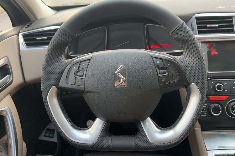 Used  6 2014 1.6T Luxury Edition THP160
