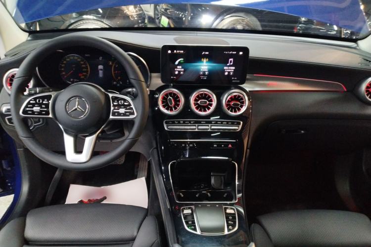 Used Mercedes-Benz GLC 2021 GLC 260 L 4MATIC Dynamic Edition
