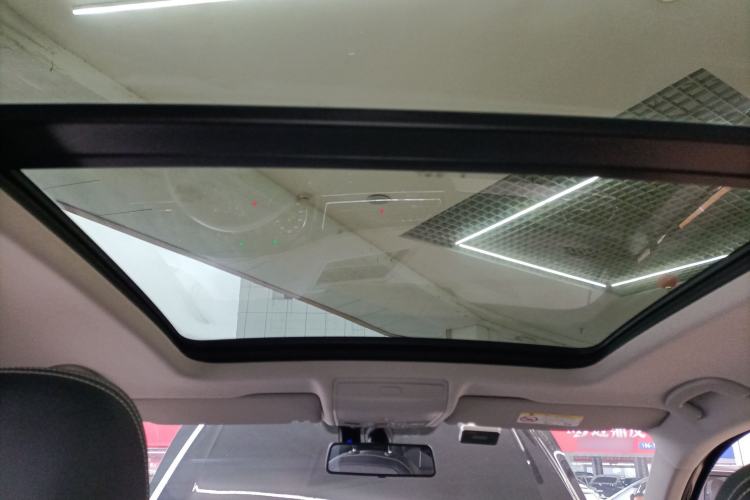 Used Volkswagen Tiguan L 2021 330TSI Automatic Two-Wheel Drive Smart Edition