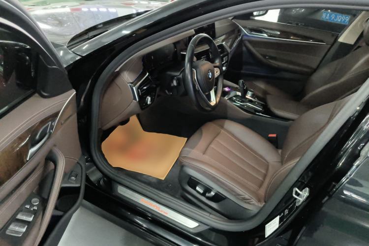 Used BMW 5 Series 2020 525Li Luxury Package