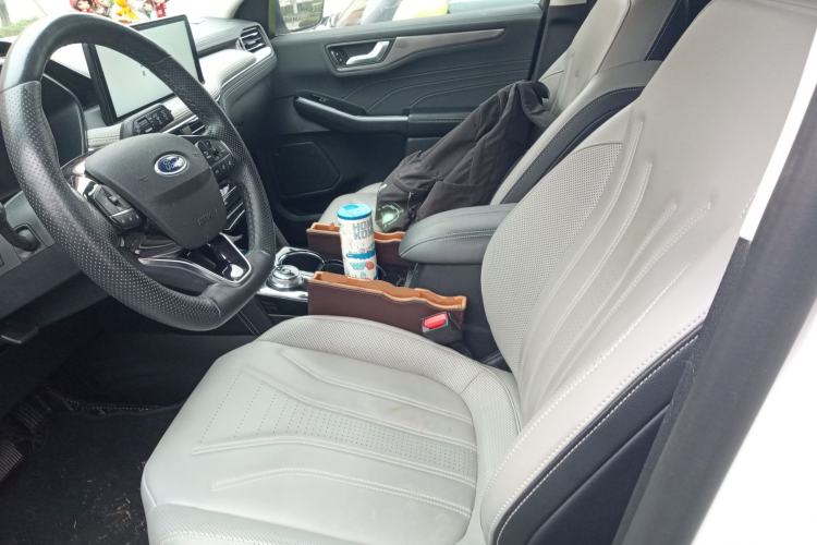 Used Ford Escape 2020 EcoBoost 245 Four-Wheel Drive Luxury Edition