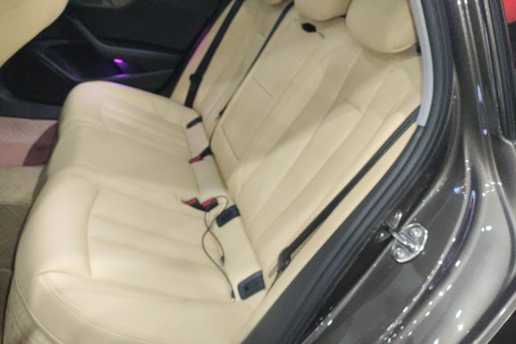 Used Audi A4L 2019 40 TFSI Ambition China VI