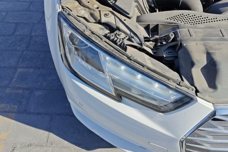 Used Audi A4L 2018 30th Anniversary Edition 30 TFSI Ambition Model
