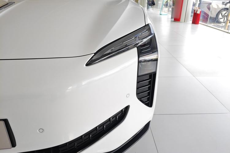 Used Hongqi EH7 2025 600 Smart Selection Edition
