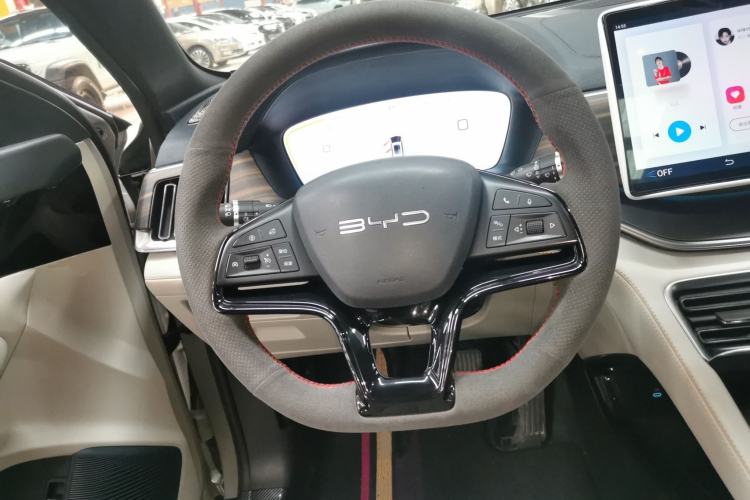 Used BYD Song PLUS New Energy 2023 Champion Edition EV 520KM Prestige Model