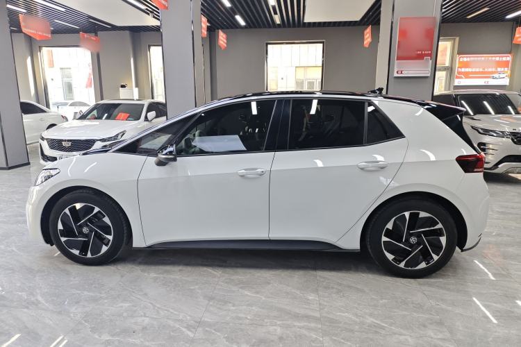 Used Volkswagen ID.3 2024 Outstanding Edition
