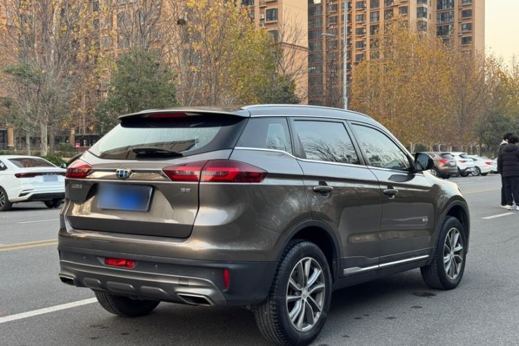 Used Geely Auto Emgrand X7 Sport 2018 1.8TD Automatic Two-Wheel Drive Smart Connect 4G Internet Edition
