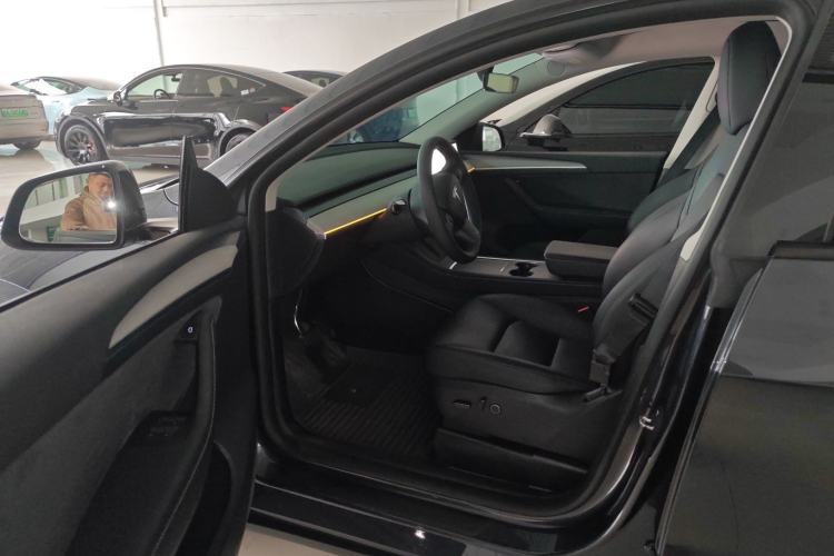 Used Tesla Model Y 2024 Rear-Wheel-Drive Version