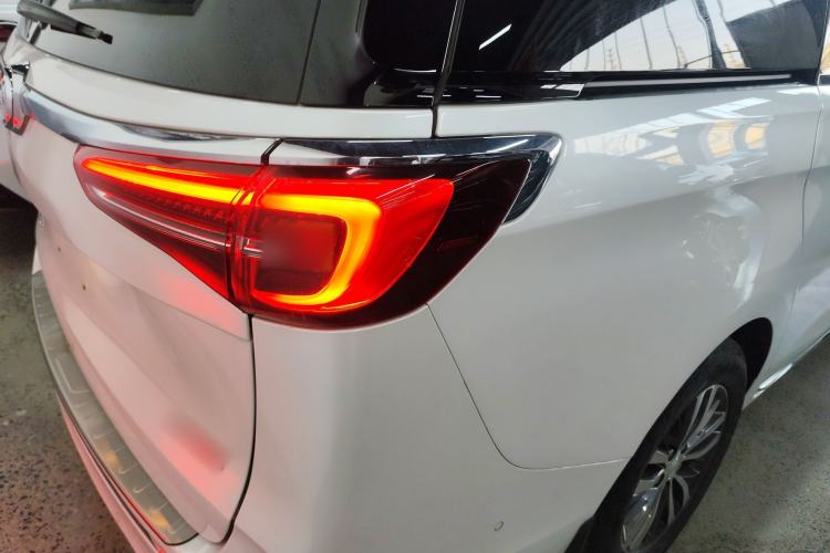 Used Buick GL8 2023 ES Lu Zun Deluxe Model