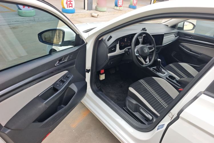 Used Volkswagen Bora 2024 200TSI DSG Comfort Edition
