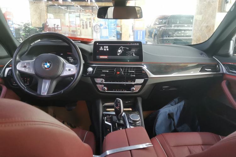 Used BMW 5 Series 2022 Second Facelift 525Li M Sport Package