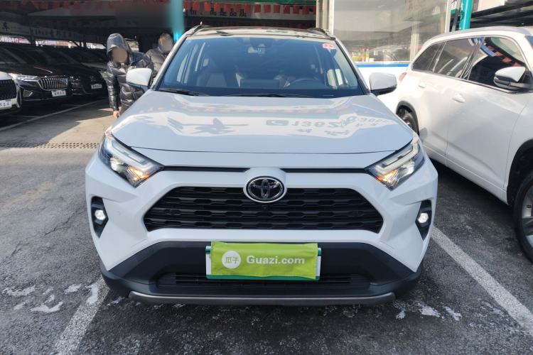 Used Toyota RAV4 2023 2.0L CVT Two-Wheel Drive Fashion Plus Edition
