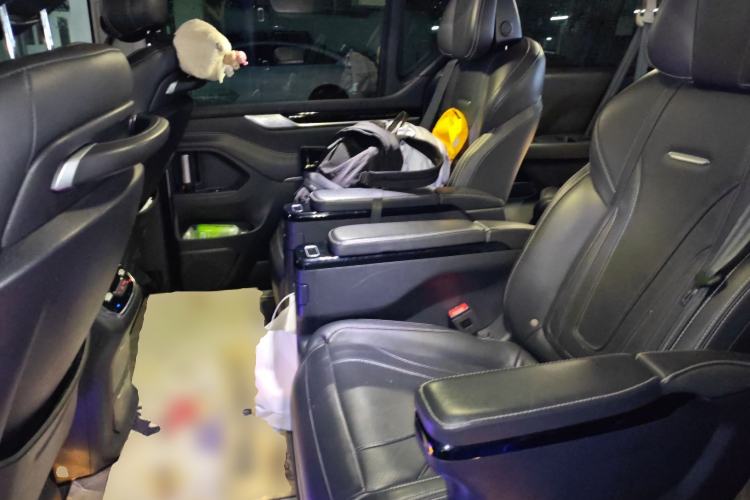 Used SAIC MAXUS G20 2021 PLUS 2.0T Gasoline Automatic Luxury Edition
