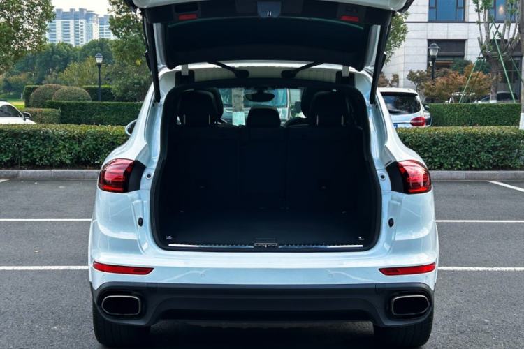 Used Porsche Cayenne 2016 Cayenne Platinum Edition 3.0T
