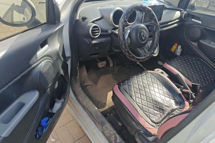 Used ORA Black Cat 2021 301 km Basic Version
