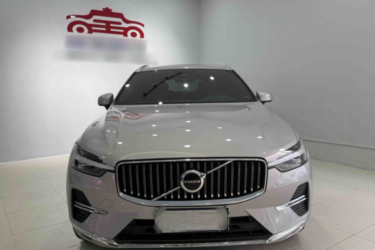 Used Volvo XC60 2022 B5 4x4 Zhiyi Luxury Edition
