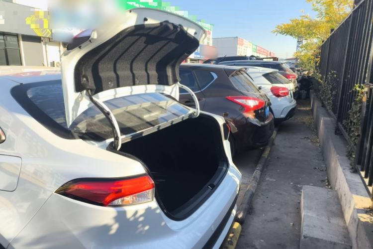 Used Toyota Levin 2021 Dual-Motor 1.8H E-CVT Leading Edition
