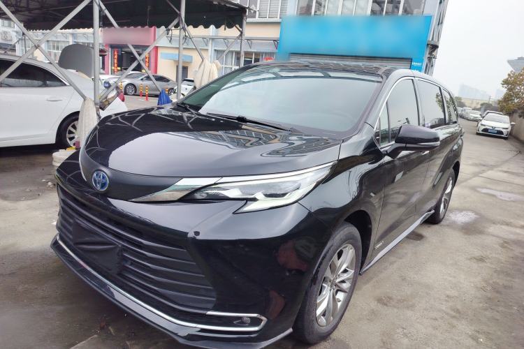 Used Toyota Sienna 2023 2.5L Hybrid Comfort Edition