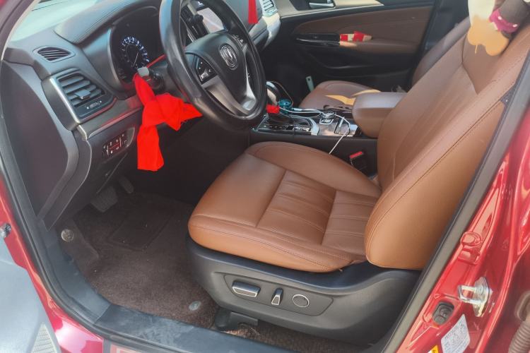 Used Changan CS95 2017 2.0T Two-Wheel Drive Zhitu Edition
