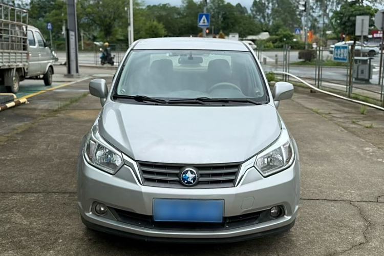 Used Venucia D50 2013 1.6L Automatic Fashion Edition
