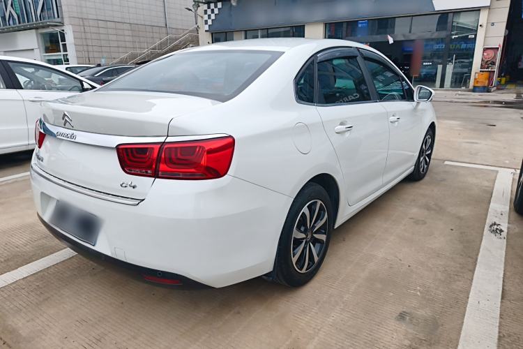 Used Citroen C4 Sega 2016 1.6L Manual Luxury Model
