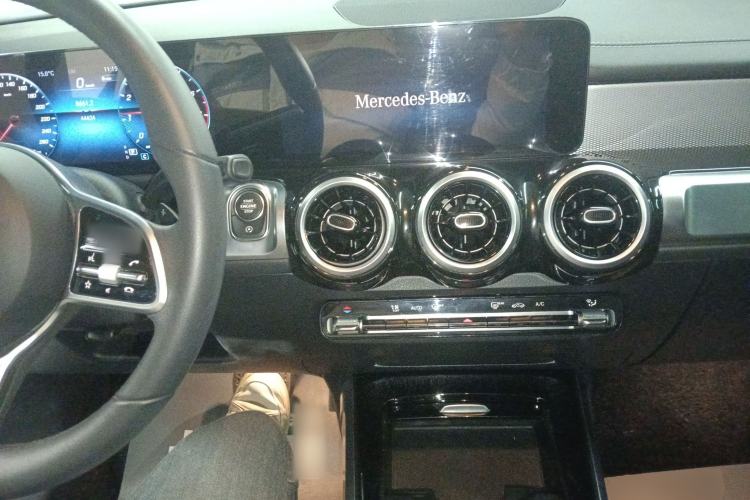 Used Mercedes-Benz GLB 2022 Second Facelift GLB 200 Dynamic Edition
