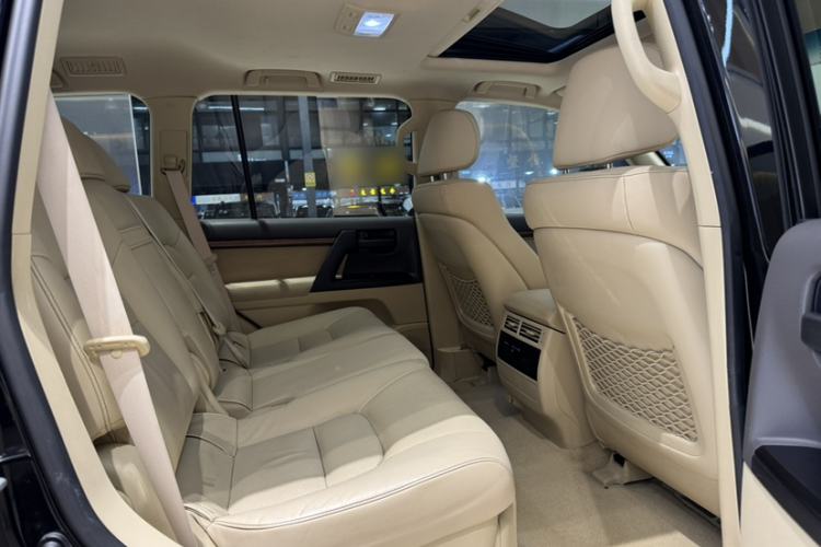 Used Toyota Land Cruiser 2017 4.0L Automatic Parallel Import