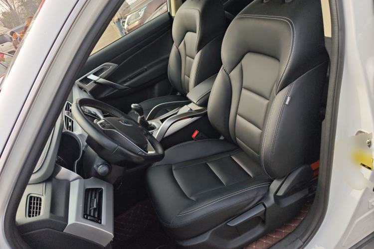 Used Geely Auto Emgrand X7 Sport 2016 2.0L Manual ZhiShang Version
