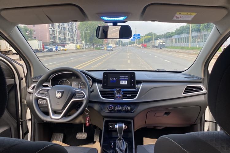 Used Baojun 730 2019 1.5T CVT Fashion Model 7 Seats China V Emission Standard
