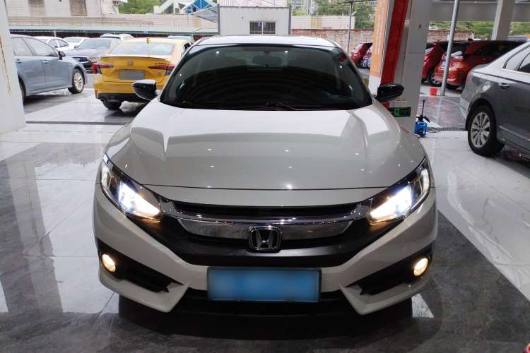 Used Honda Civic 2016 220TURBO CVT Luxury Edition
