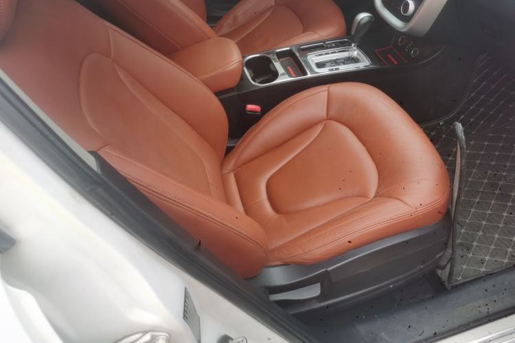 Used Bestune X80 2013 2.0L Automatic Comfort Edition
