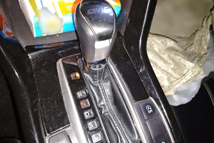 Used Honda Civic 2016 220TURBO CVT Luxury Edition
