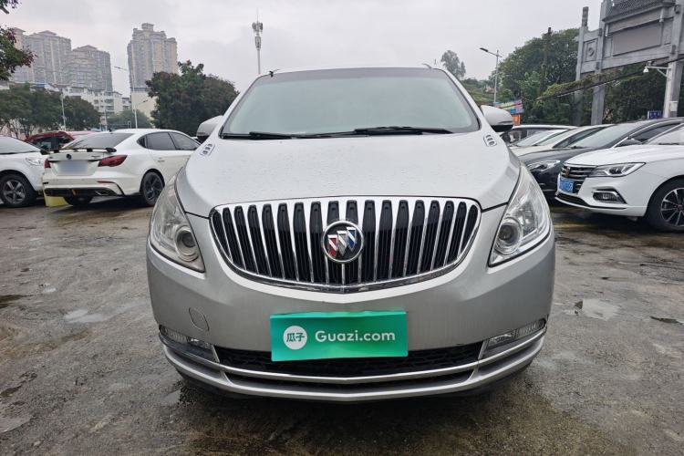 Used Buick GL8 2013 2.4L CT Luxury Business Comfort Edition
