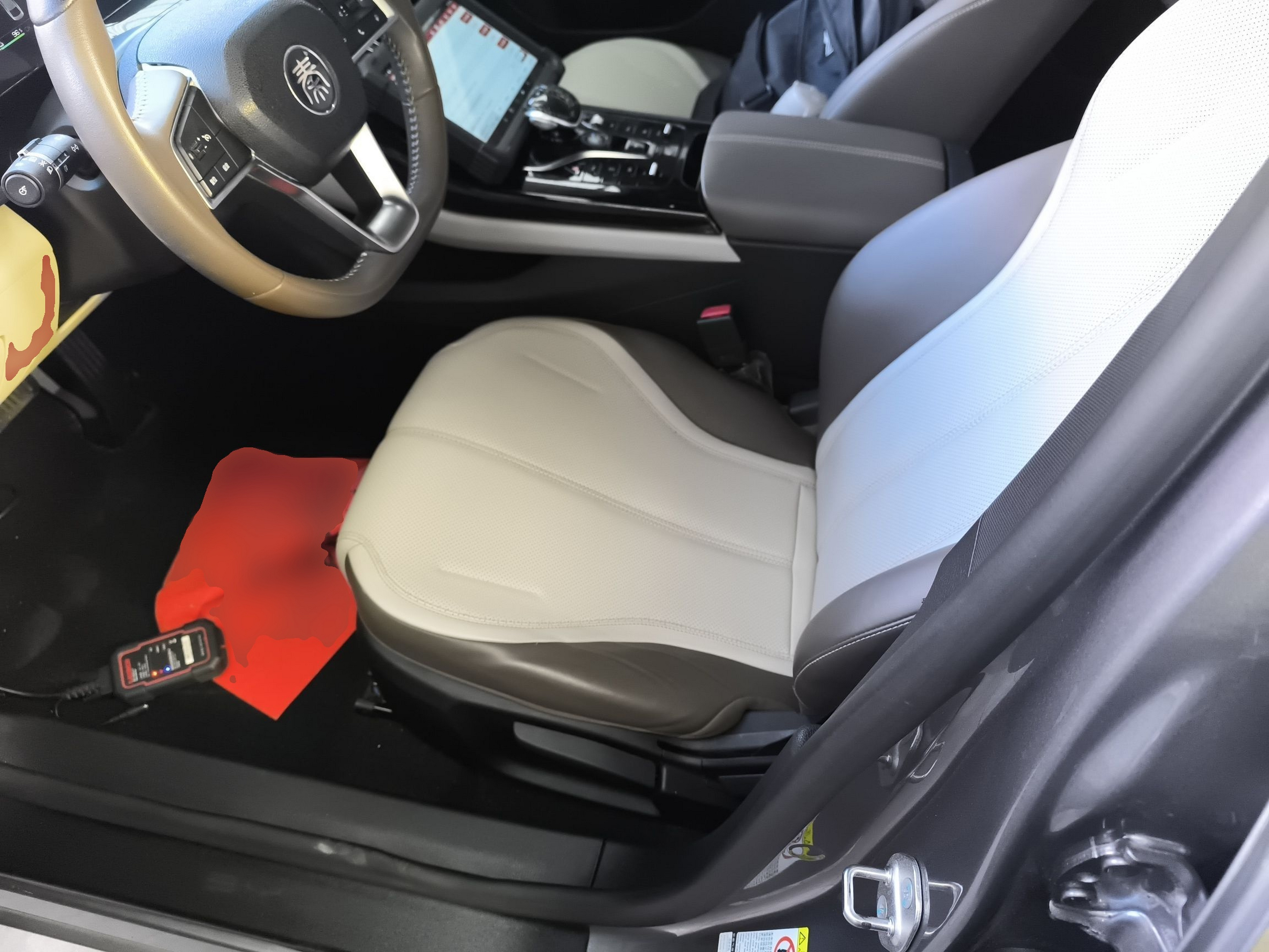 Переднее сиденье в автомобиле