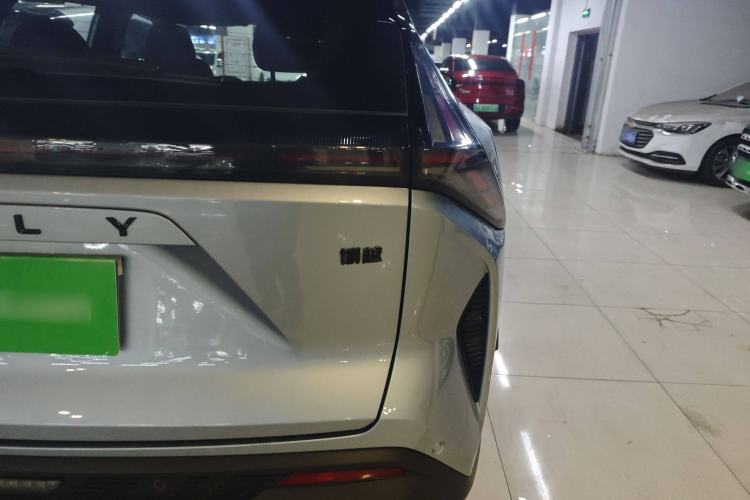 Used Geely Auto Emgrand X7 Sport 2024 1.5TD Prestige Edition
