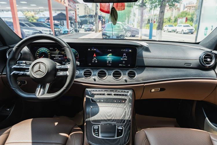 Used Mercedes-Benz E-Class 2021 Restyled E 300 L Sporty and Stylish Edition

