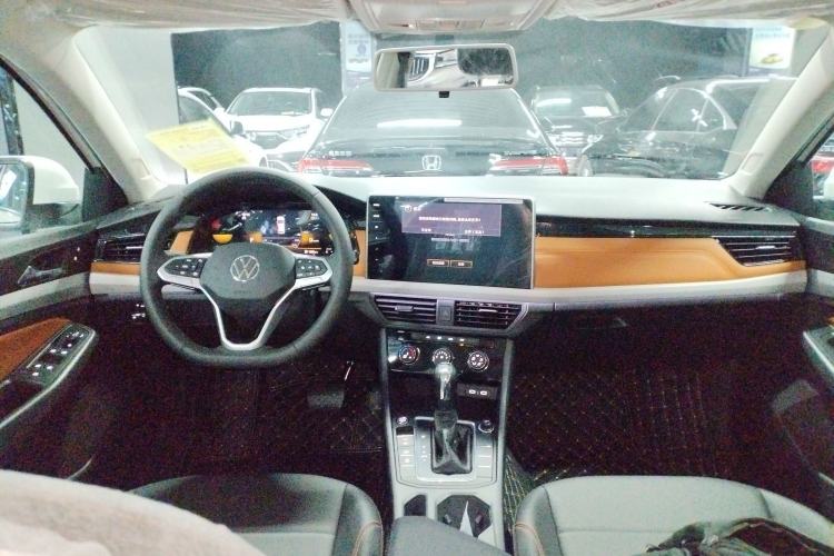 Used Volkswagen Bora 
