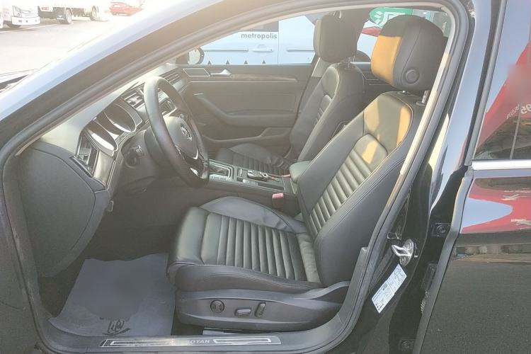 Used Volkswagen Magotan 2019 330TSI DSG Luxury Version China VI Standard