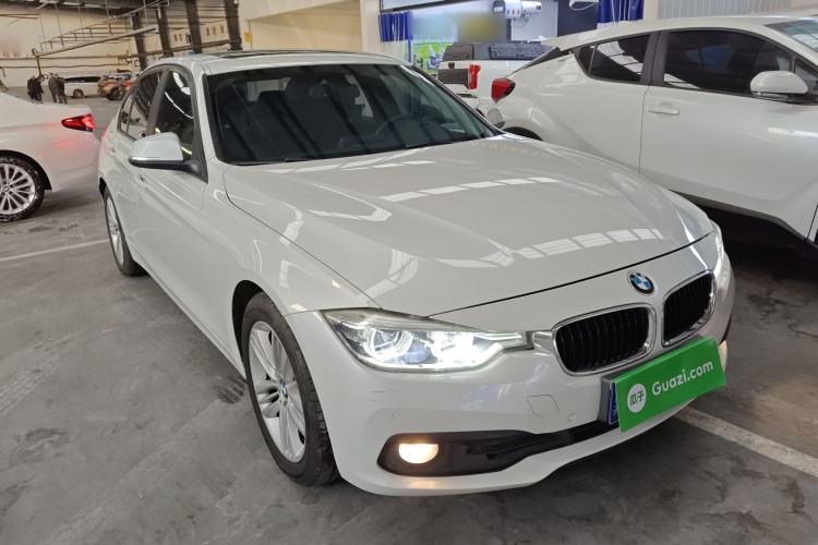 Used BMW 3 Series 2016 320i Fashion Model