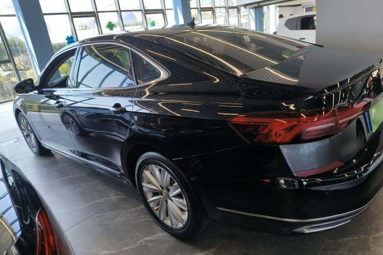 Used Volkswagen Passat 2019 330TSI Elite Edition China VI
