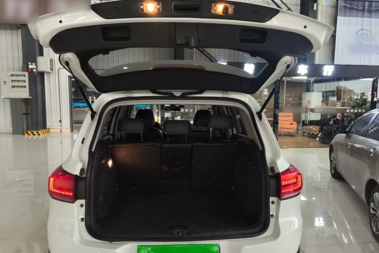 Used Volkswagen Tiguan 2017 300TSI Automatic Two-Wheel Drive Silk Road Comfort Edition
