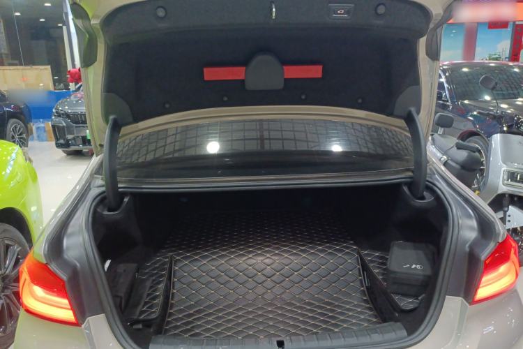 Used BMW 5 Series New Energy 2019 Updated 530Le Pioneer Edition