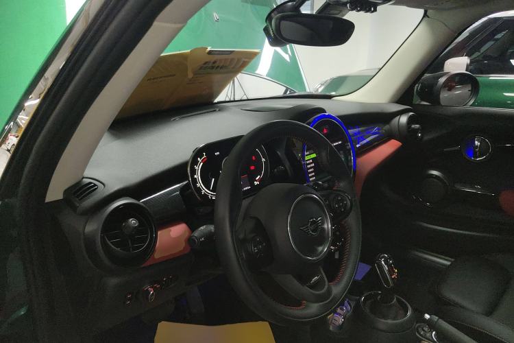 Used  MINI 2021 2.0T COOPER S Classic Edition