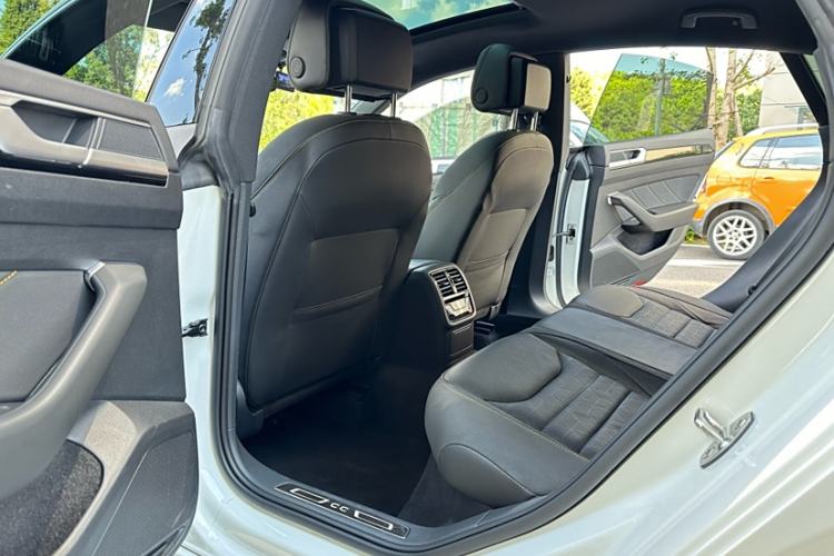 Used Volkswagen FAW-Volkswagen CC 2021 380TSI Striking Edition